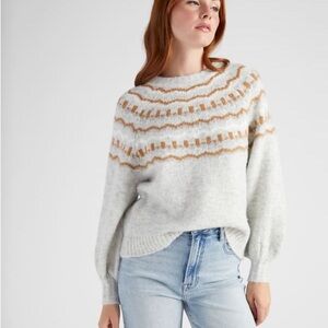 Women's Cream and Tan Sweater